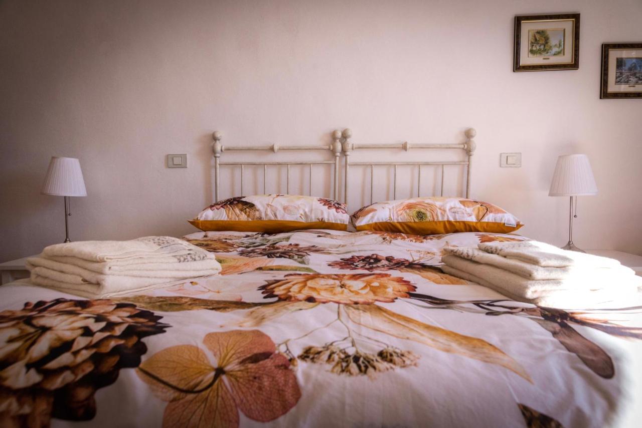 Casa Del Priore Usigliano Ngoại thất bức ảnh